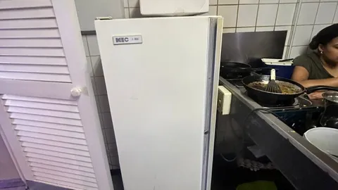 WhatsApp Image 2025-10-15 at 20.30.00 (3).